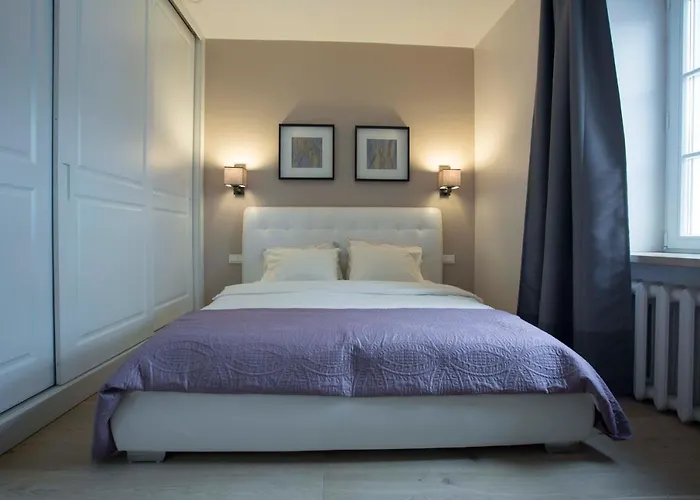 Апартаменти Baron's Town Hall