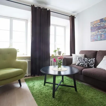 Baron's Town Hall Апартаменты *